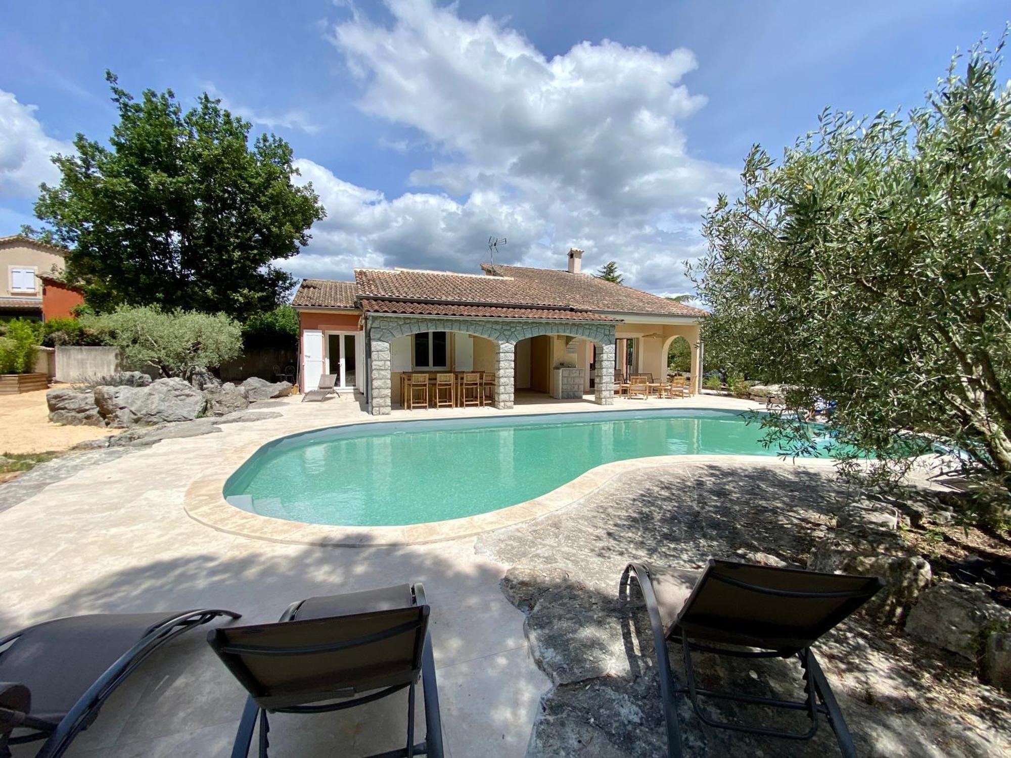 Maison Pour 12P, Piscine A Debordement Chauffee D'Avril A Octobre Inclus Ruoms Kültér fotó